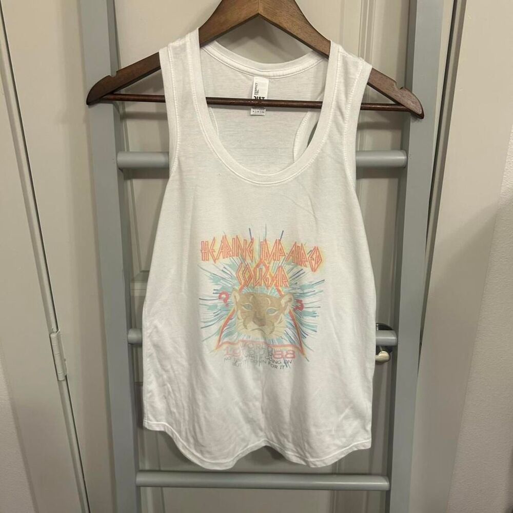 District Women's def leoppard graphic tank top